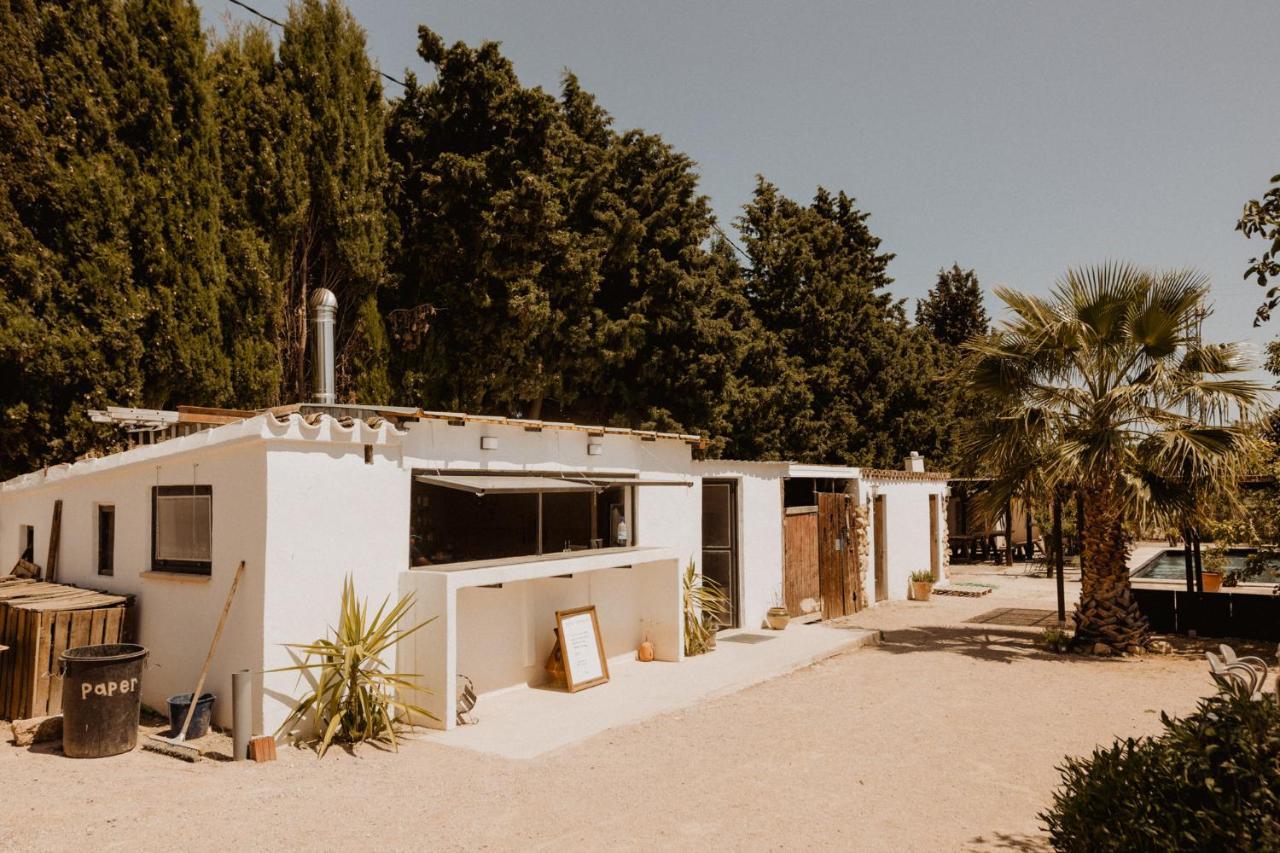 Cal Pau Cruset Guest House Torrellas de Foix Exterior photo