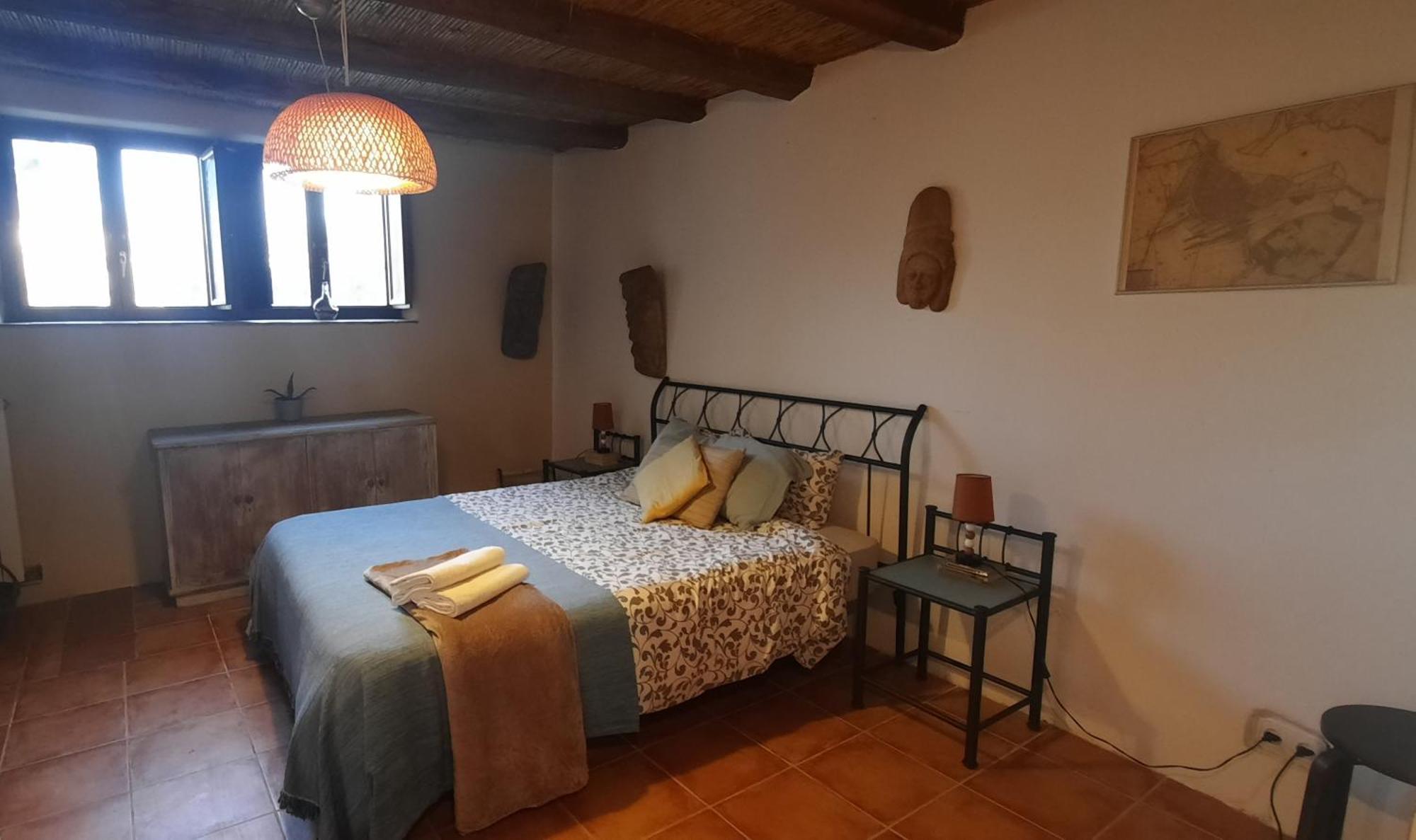 Cal Pau Cruset Guest House Torrellas de Foix Exterior photo